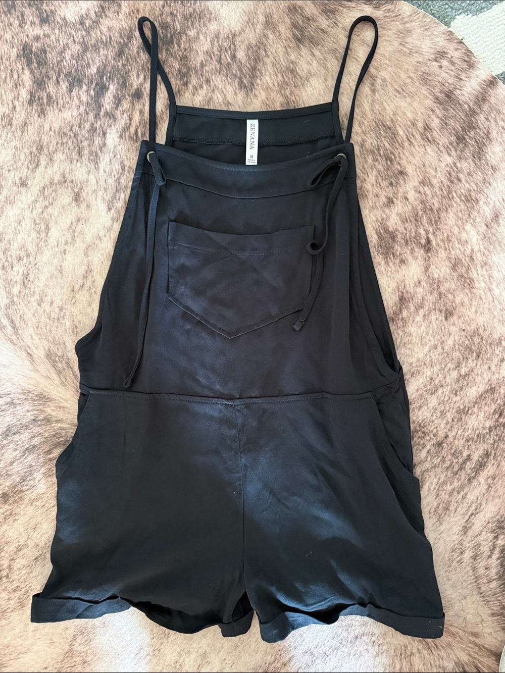 Zenana Outfitters Black Sleeveless Romper with Front Pocket